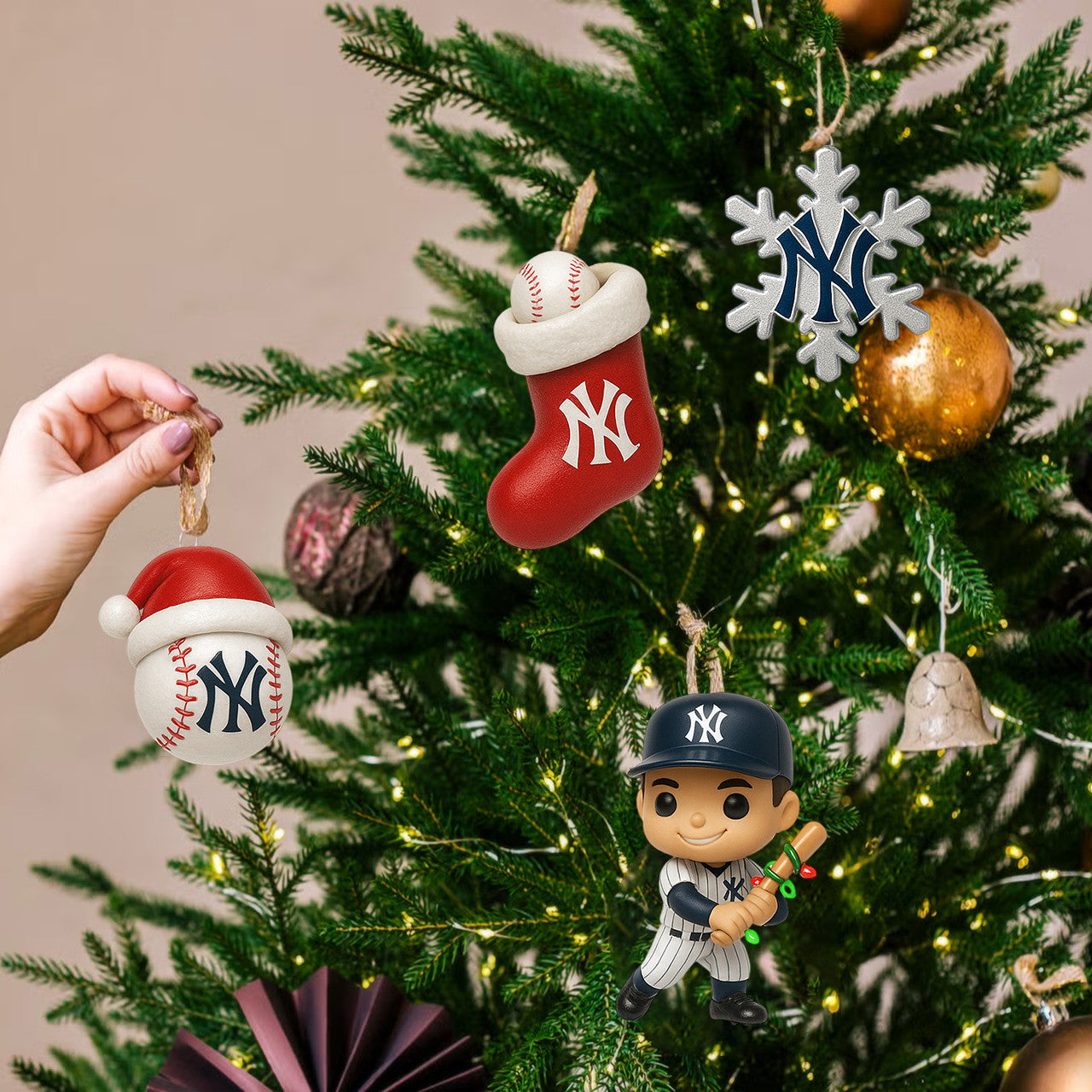 NYY Festive Collectibles Premium Advent Calendar 2025