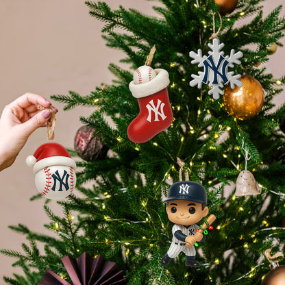 NYY Festive Collectibles Premium Advent Calendar 2025